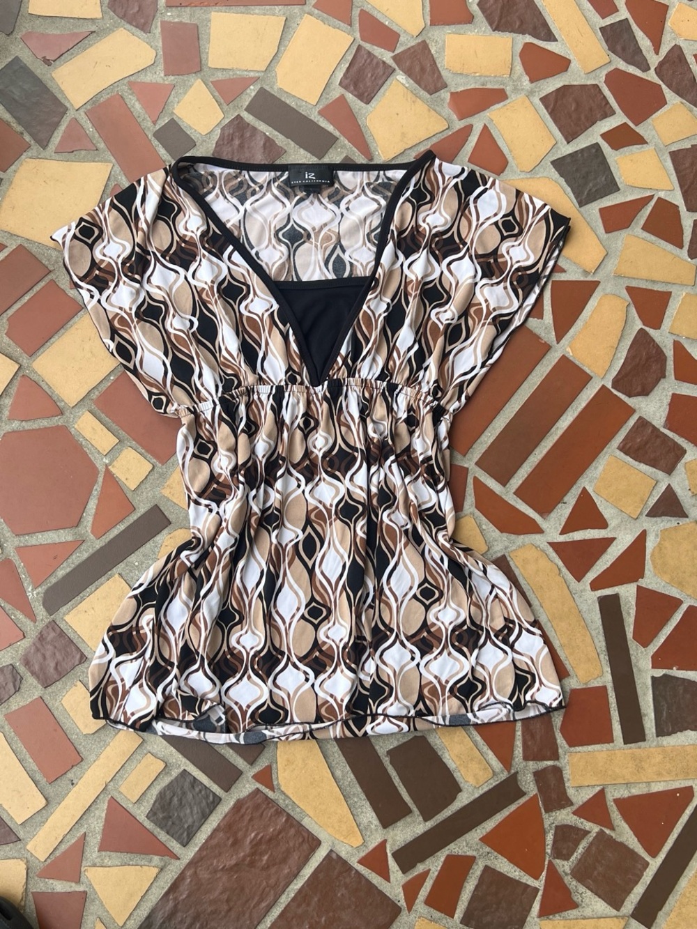 Y2K Byer California Brown and Cream Geometric V-Neck Babydoll Top